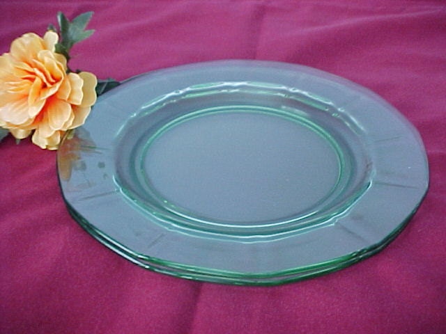 Vintage Fostoria  Fairfax Green Glass Luncheon Plates (2) 1927 - 1941