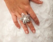 Chantelle- Bridal Accessories - Pearl Ring - Rhinestone Brooch - Statement Jewelry - Wedding Ring - Wedding Accessories
