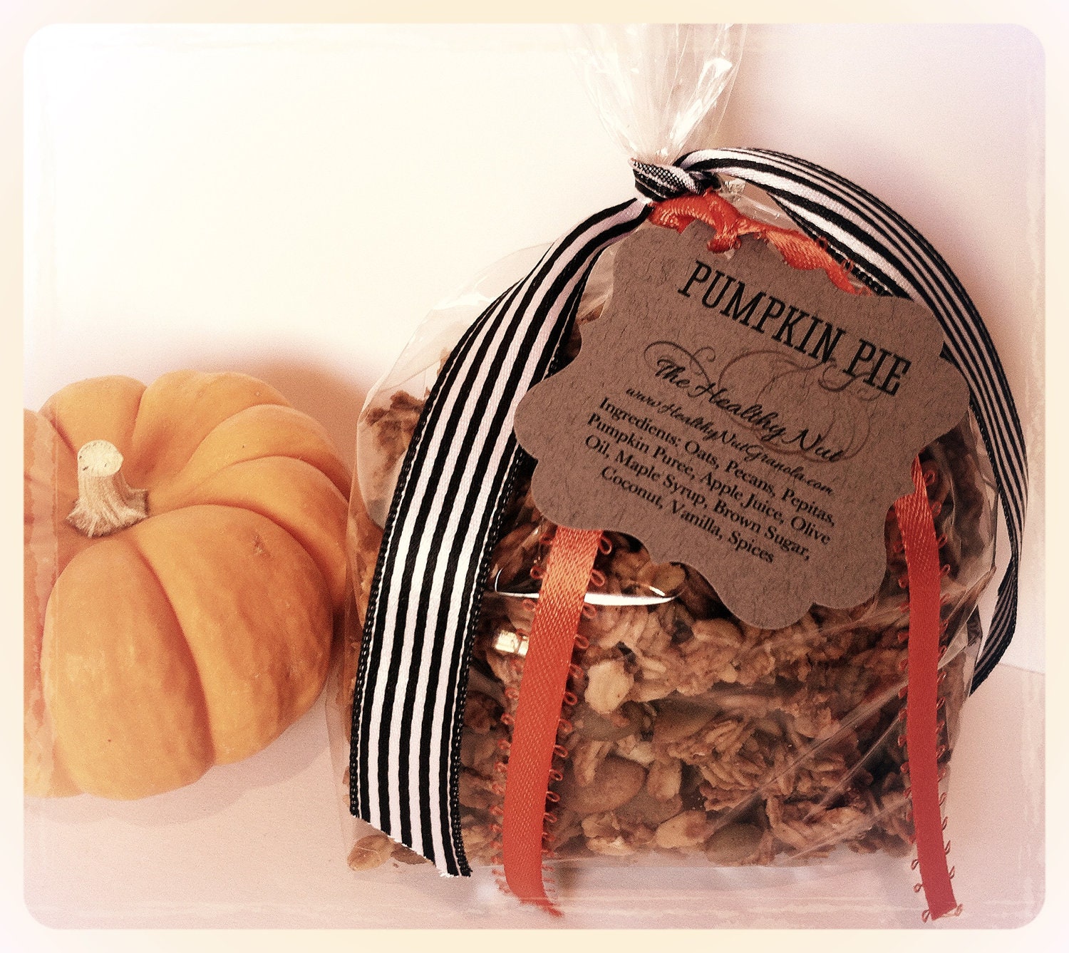 Pumpkin Pie Gourmet Granola - all natural & vegan - pecans, almonds, oats, cinnamon 1/2 lb bag