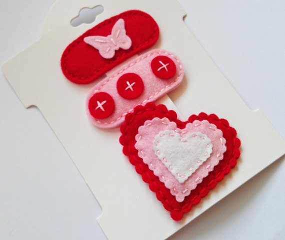 COOKIE CUTTER. Set of 3 Felt clips Wool Felt. Baby. Girls.Red Clips for Valentines Day.