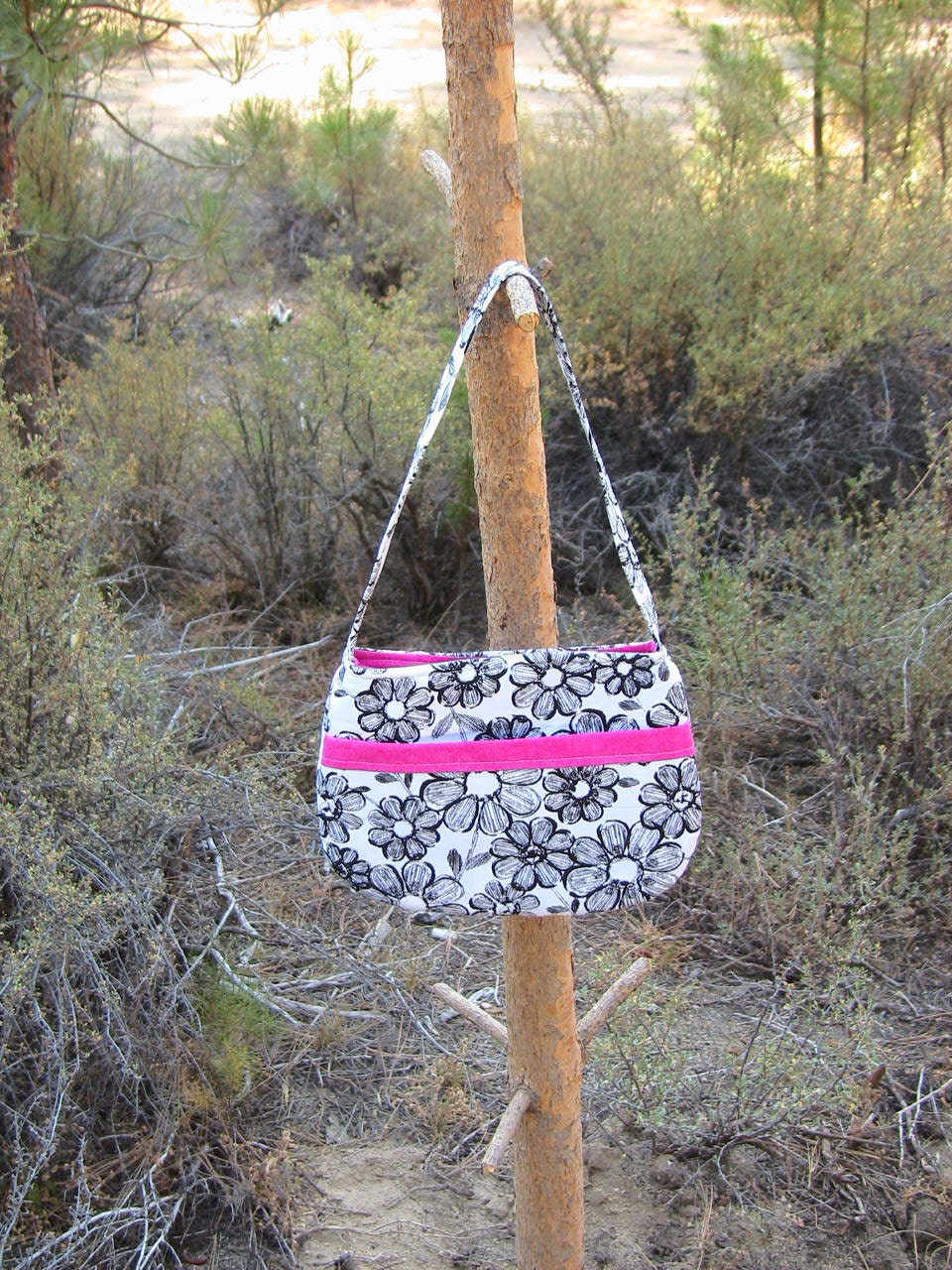 Little Miss Tote in floral and bright pink