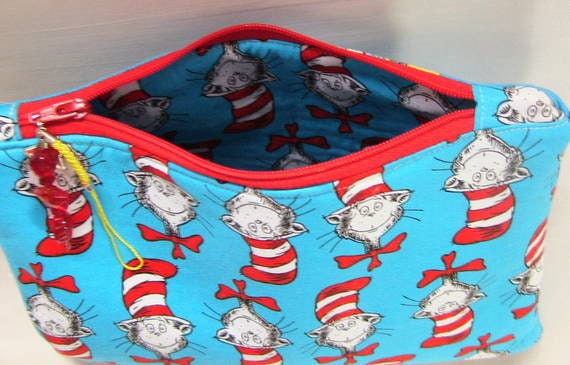 Cat In The Hat Zipper Pouch Case