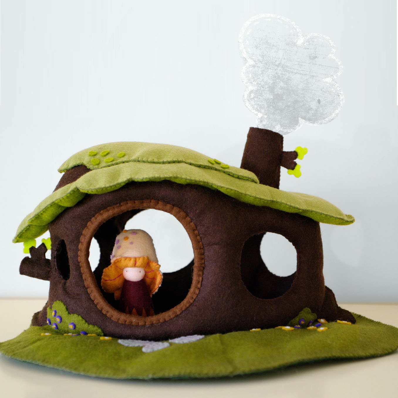 Dollhouse / mushroom / playscape / play mat / plus one Shroomper