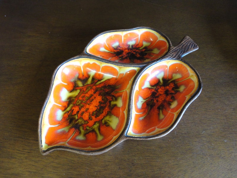 Mid Century Treasure Craft 3 Section Small Leaf Platter Orange