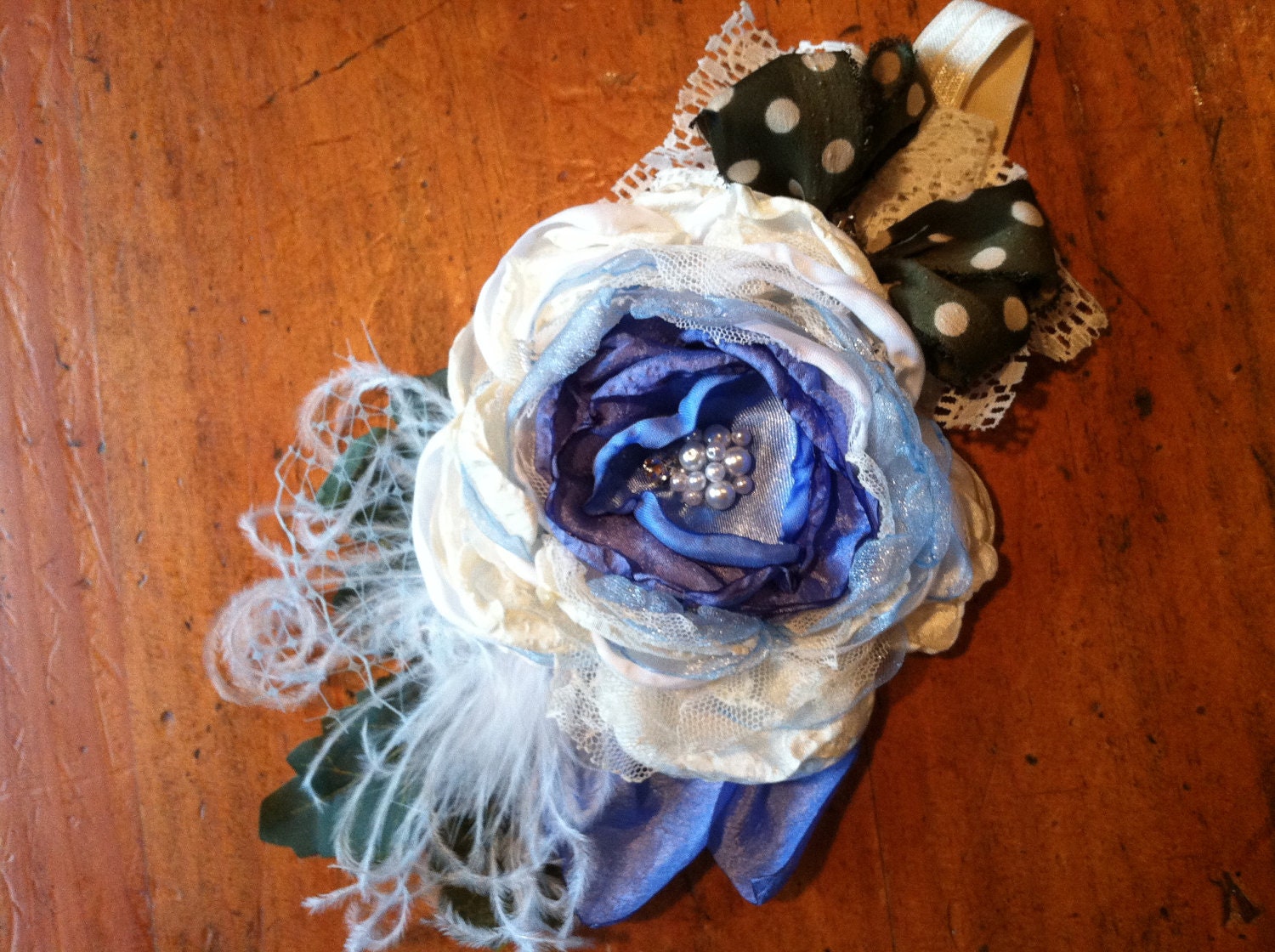 Red River Gorgeous Cream Blue and green leaves headband on stretch lace