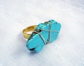 Turquoise and gold ring, wire wrapped howlite chunk on gold band, large cocktail ring, statement ring