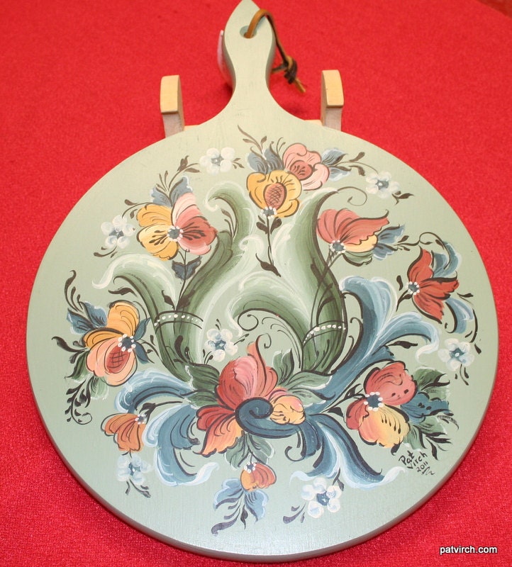 Norwegian Rosemaling -- Bread Board -- Hand Painted Light Green Background. Rose and Gold Accents.