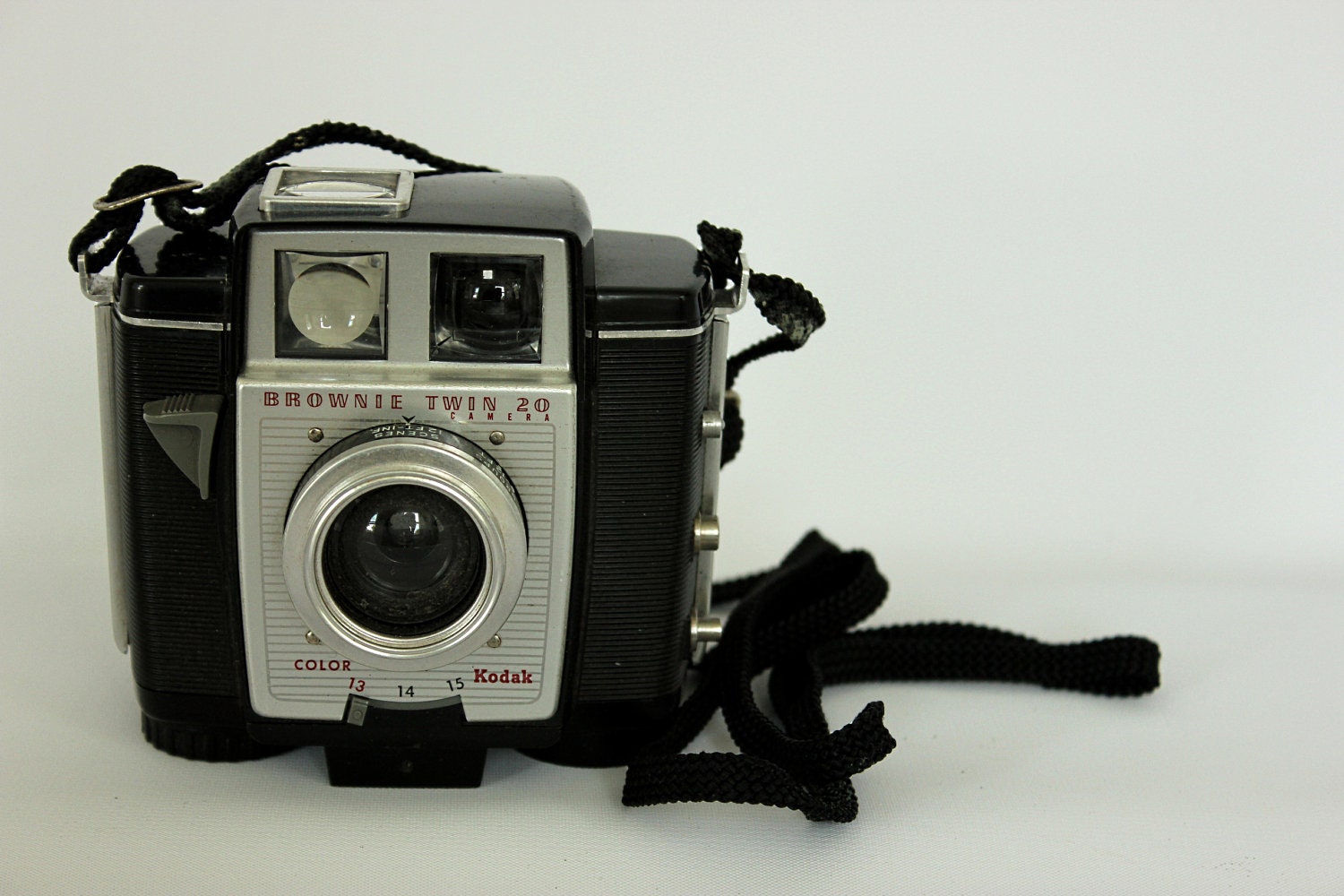 Kodak Brownie Twin 20 Camera (free US shipping)