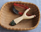 Wooden slingshort