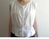 1950s White Cotton Boxy Blouse With Lace Edges Size Medium Large