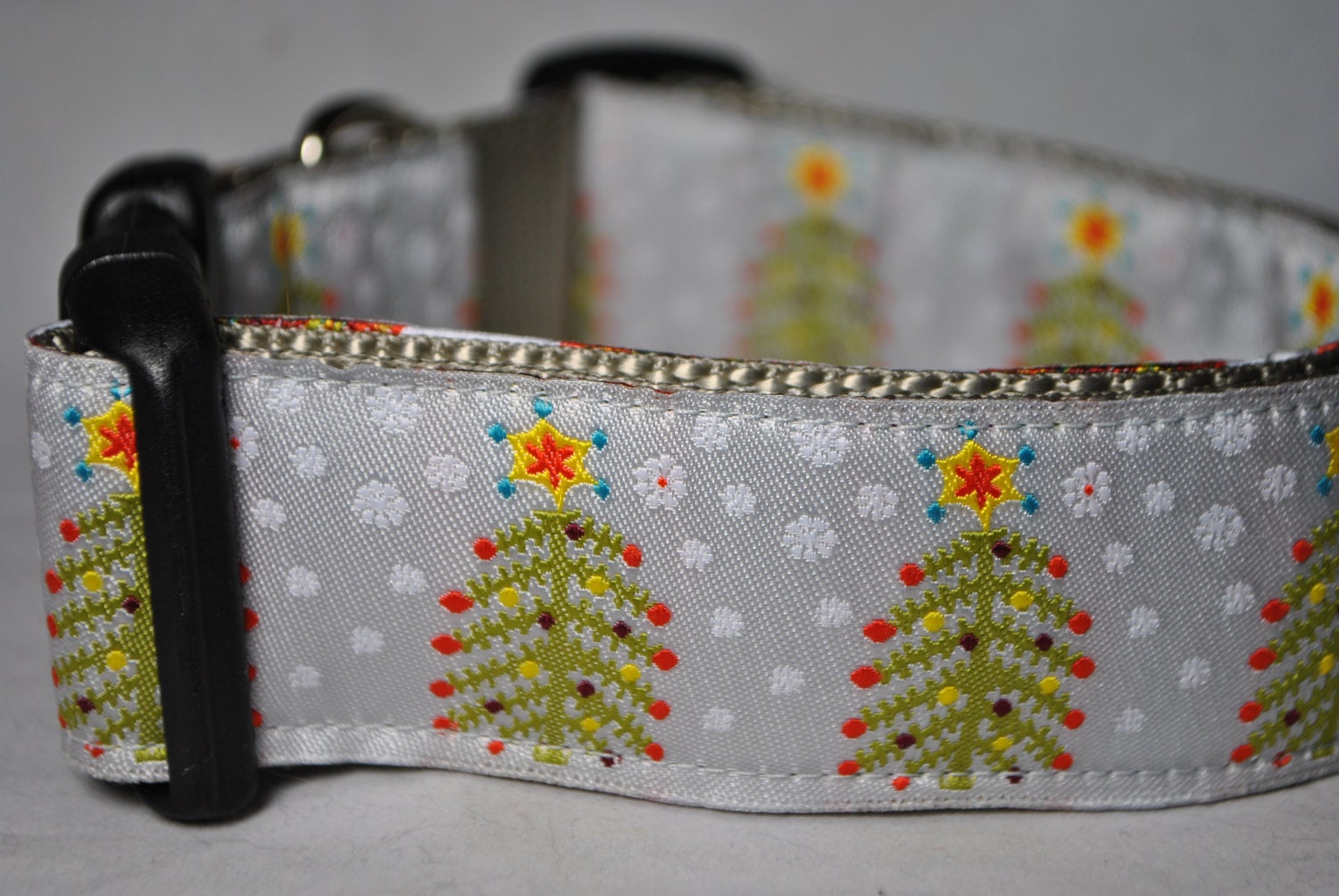 Christmas Trees - Adjustable 1 1/2" Wide Dog Collar - Limited Availability