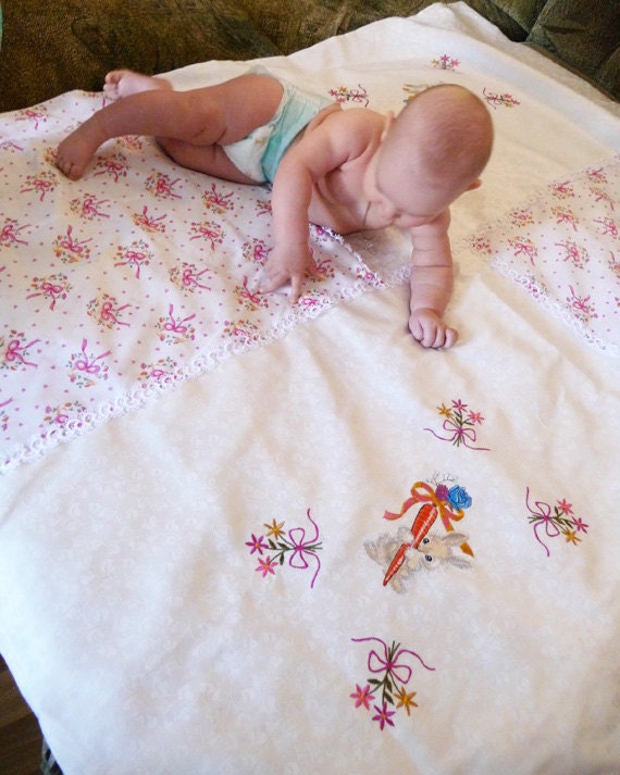 Duvet cover for a baby with embroidery and handmade lace tatting  - FREE SHIPPING