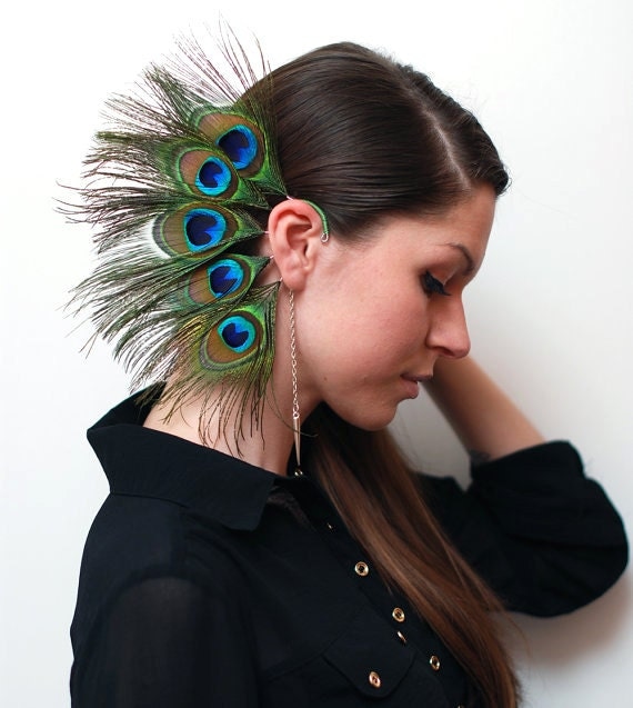 Feather Ear Cuff - Peacock's Eyes