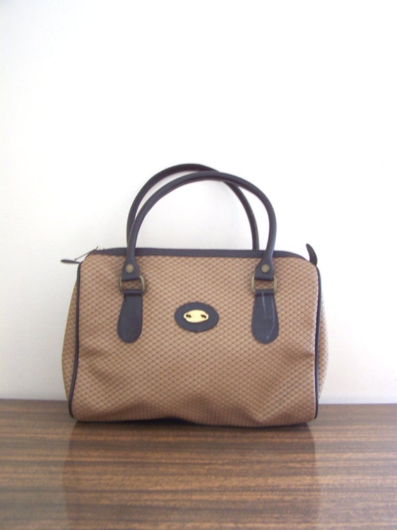 Vintage brown vinyl preppy coach style handbag