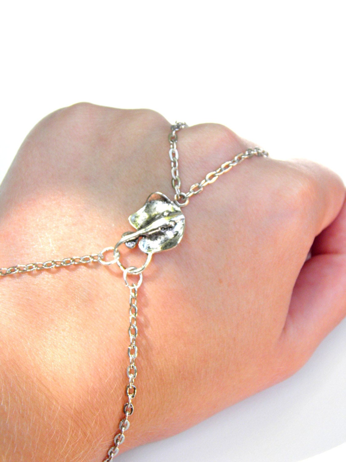 Sting Ray Bracelet Ring Silver Slave Bracelet Sting Ray Jewelry Ring Bracelet Hand Harness Beach Jewelry Manta Ray