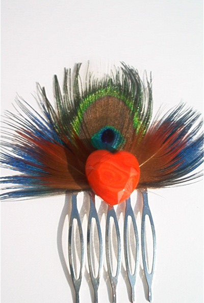 Valentines Day Feather Hair Accessory Feather Hair Comb Peacock Feather Hair Piece Heart Jewelry Gemstone Heart Hair Comb Wedding Accessory