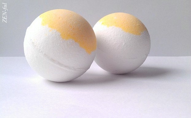 Lemongrass Bath Bomb Mega Size by ZEN-ful, All Natural Bath Bomb, Lemongrass Bath Bomb, Gift Ideas, 5.5 oz