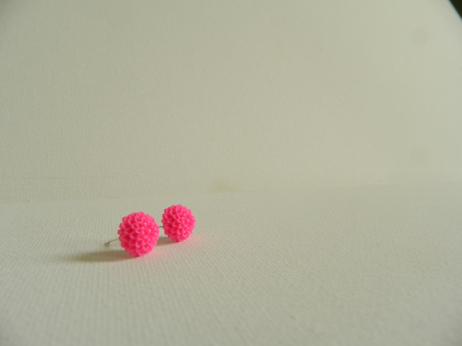 Bright Pink Mum Cabachon Earrings