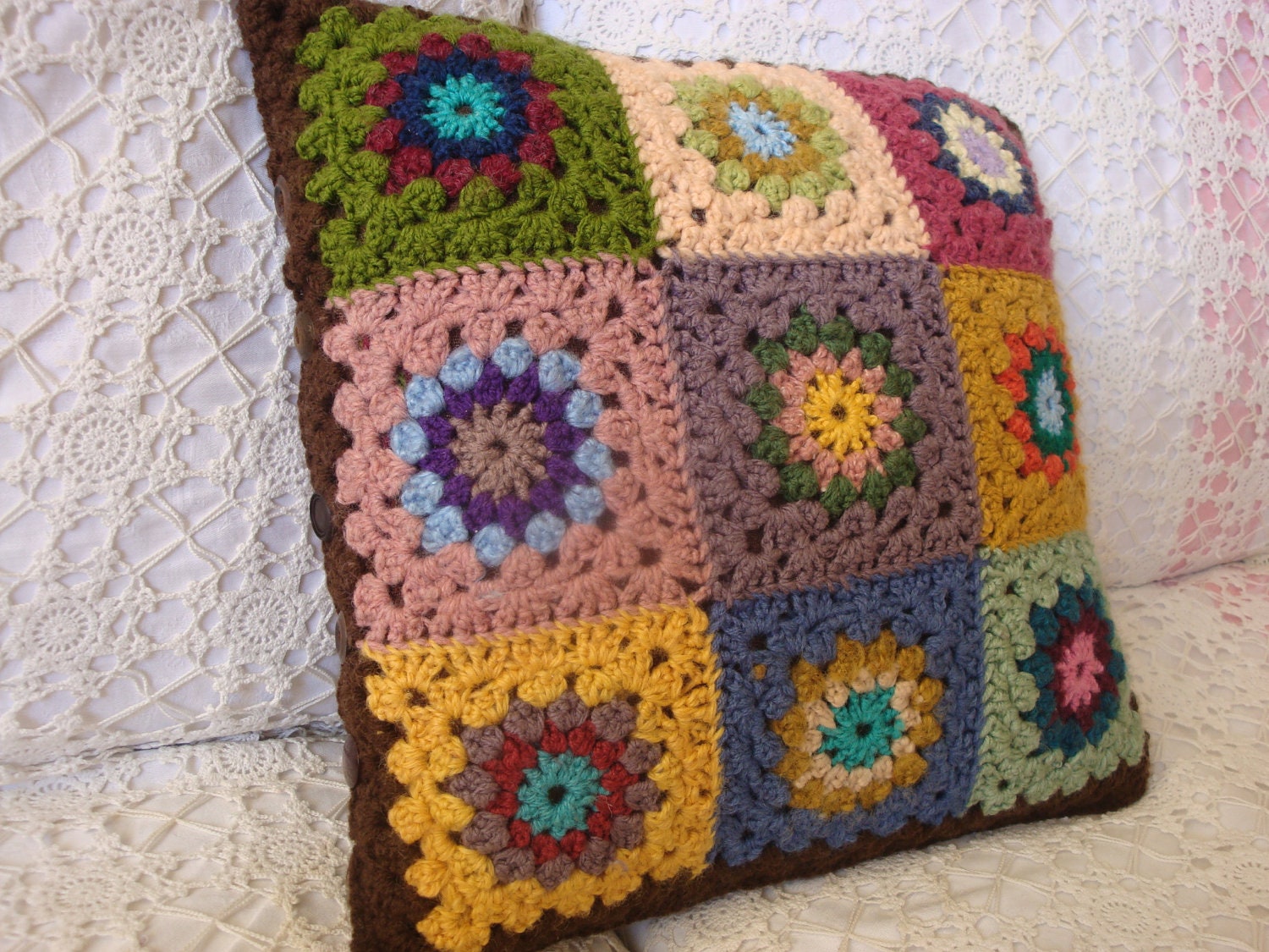 Granny Circle Cushion Cover, Crochet granny square, Made to Order