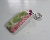 FLORAL WOOD KEYCHAIN Two sided
