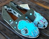 Octopus in Love TOMS shoes