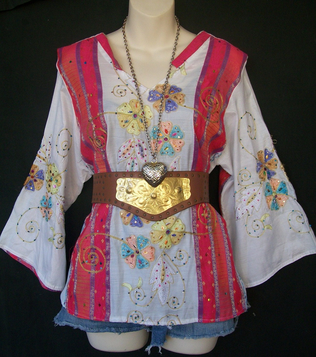 ETHNIC indian vintage 70s bollywood top, KAFTAN flared sleeve summer boho sequins bright pront embroderiy flowers