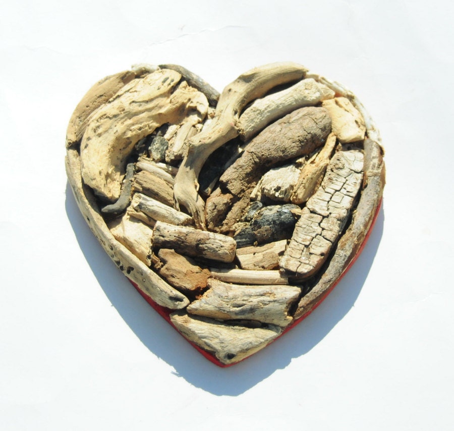 Driftwood Heart Wall Decor, Rustic Valentines Day Reclaimed Wood Sculpture, Tropical Art Wall Hanging, Beach Home Decor
