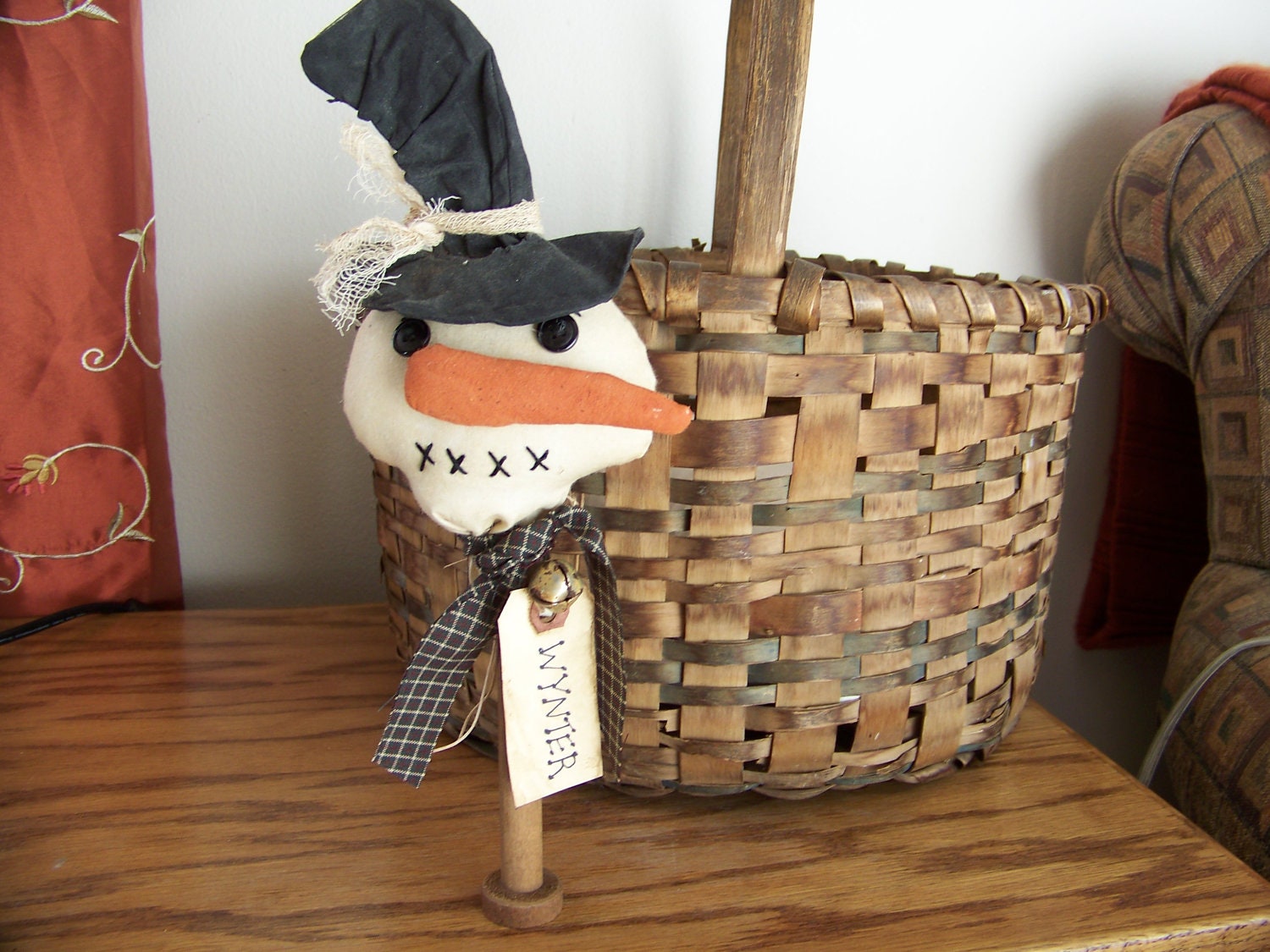 Primitive Grungy Snowman Bobbin For Winter And Holidays