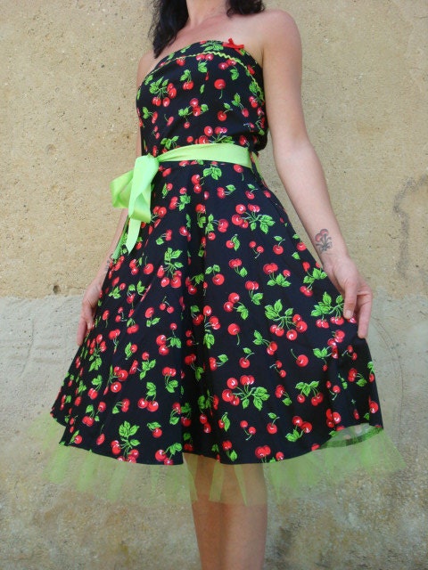 Rockabilly dress cherry pin up rétro aloha lolita glam polka dot sailor punk psychobilly