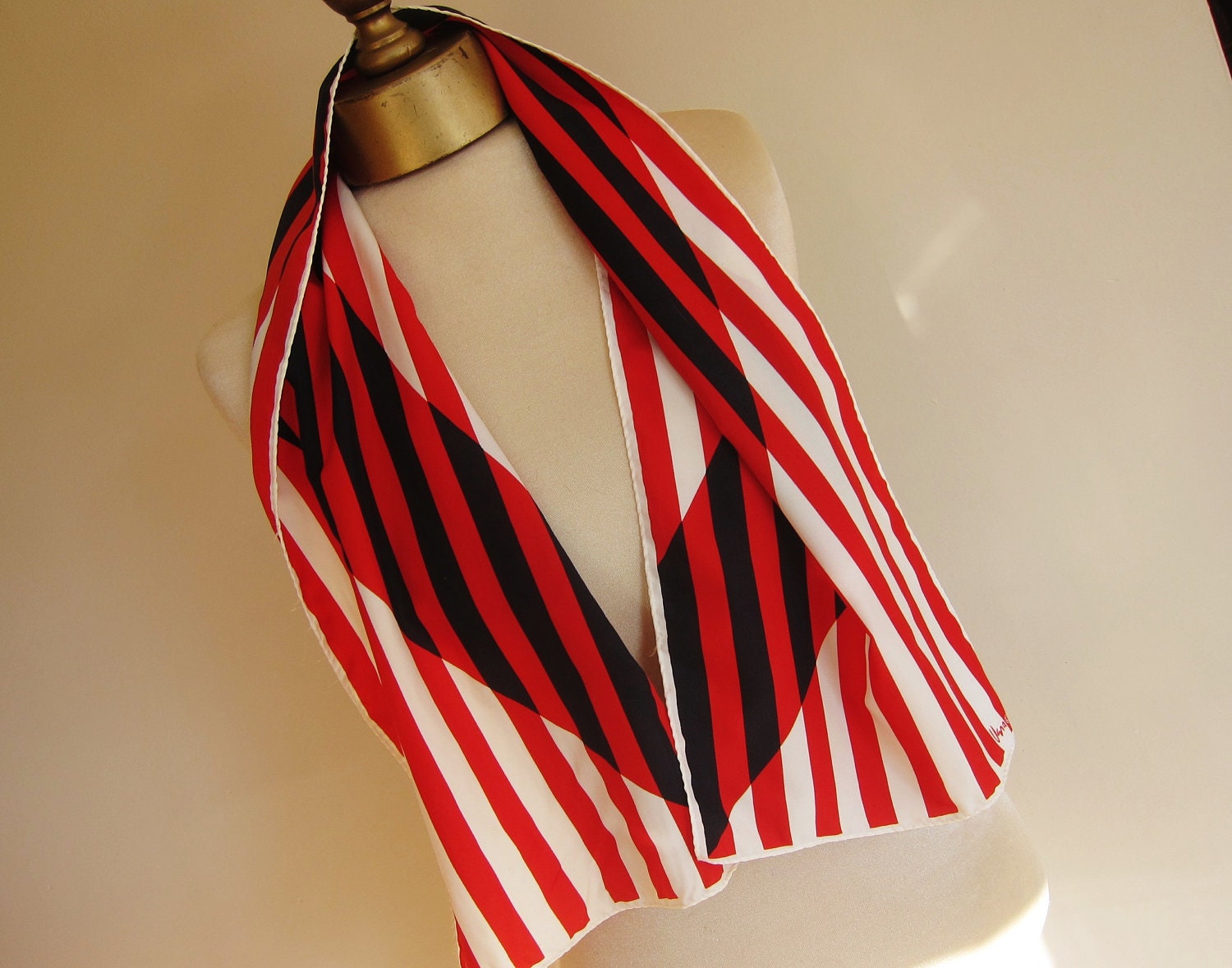 Vera vintage scarf , 1970s, long, striped, red, black