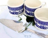 Blue and White cups pie server Cottage Chic