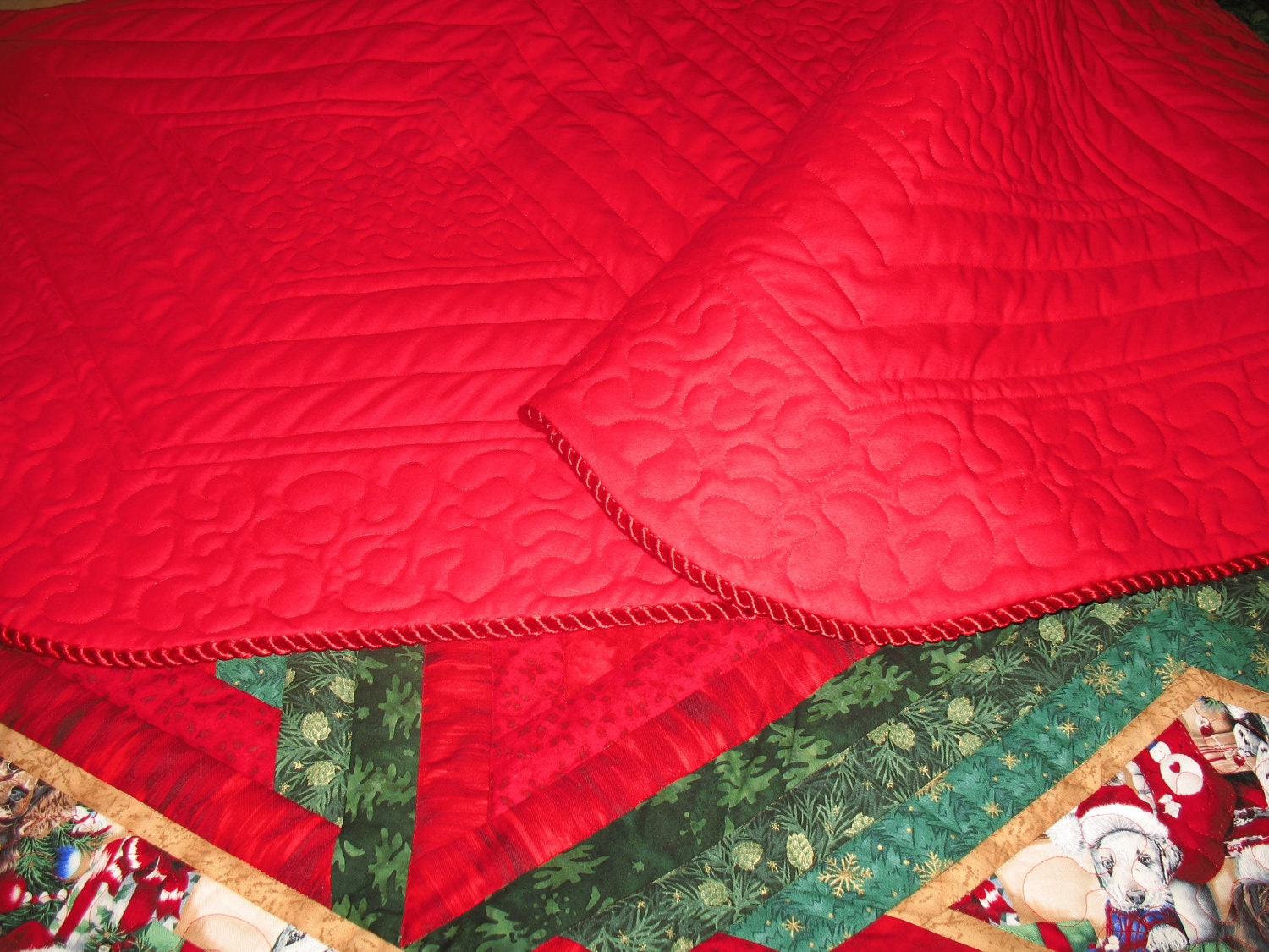 Christmas Tree Skirt Quilt  -  Puppy Christmas  -  100
