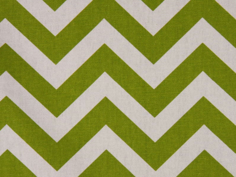 GreenTable Runner- 13x72  Green White Chevron Zig Zag-- FREE US Shipping