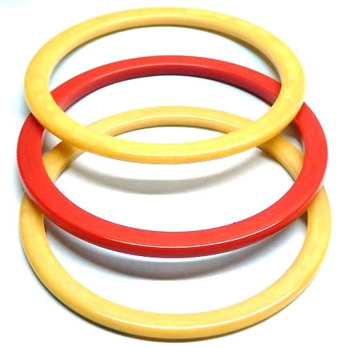Vintage 1950s Set of Butterscotch Amber and Red Bakelite Bangles Bracelets