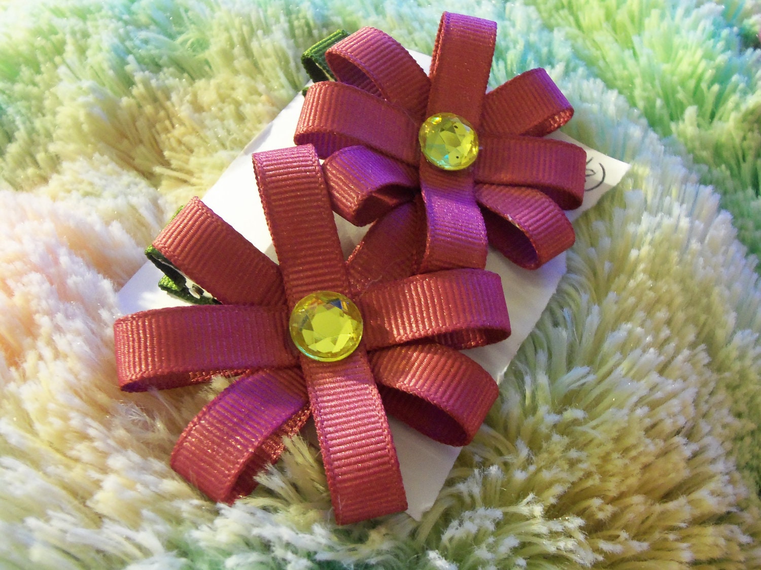Mauve Daisy Clippets- babies-infants-Children-Teens-Women-Back 2 School-Pageants-Halloween-Christmas-Thanksgiving-Birthday-1st Birthday