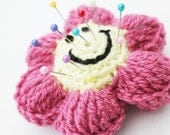 Pincushion flower - crochet pink pincushion