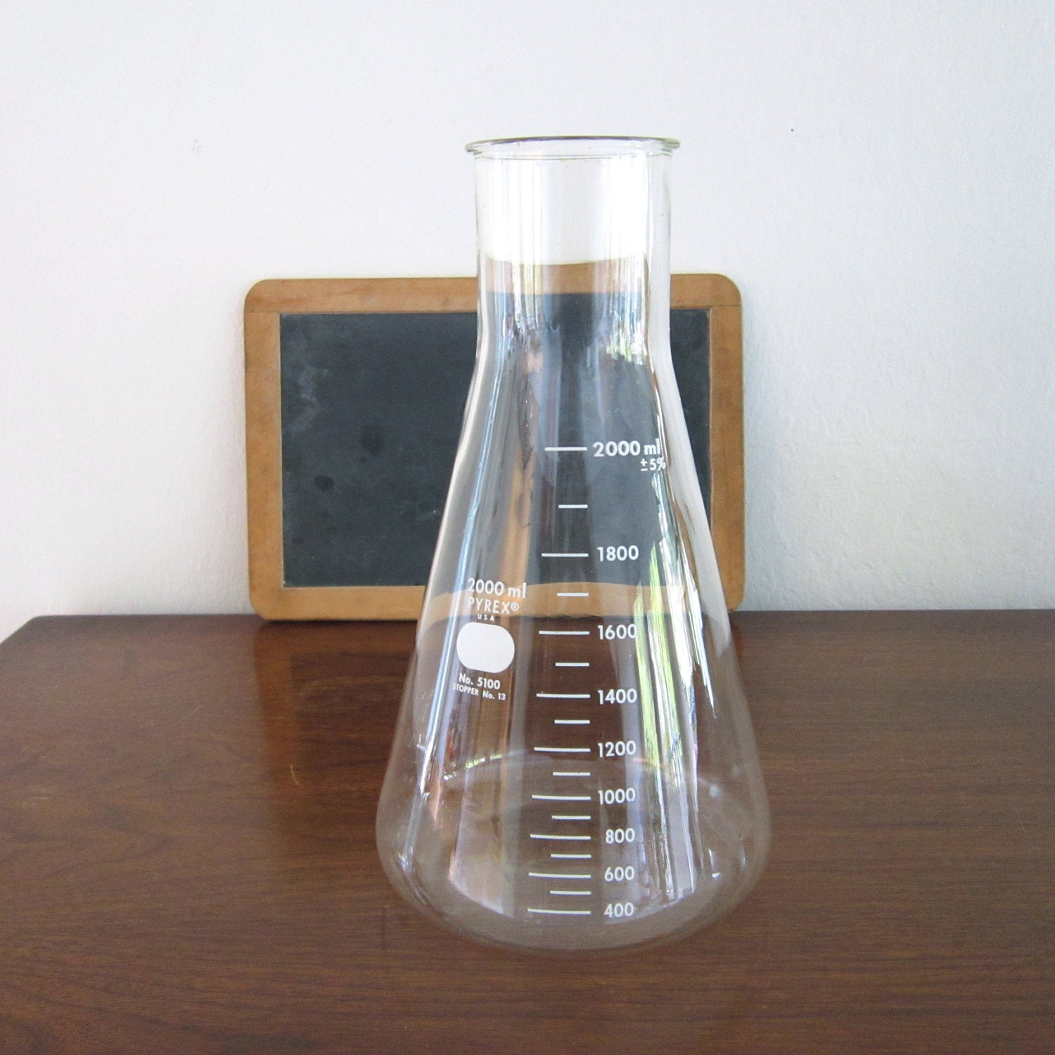 Vintage Lab Beaker Pyrex Glass size Large 2000 ml by Hendeys