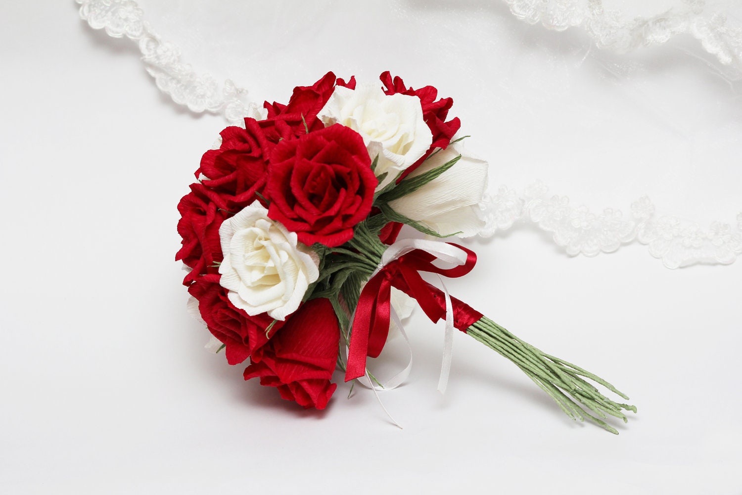 wedding bouquet, bridesmaids bouquet, paper bridesmaids bouquet, bridal bouquet, paper bridal bouquet, red rose bouquet - FlowerDecoration
