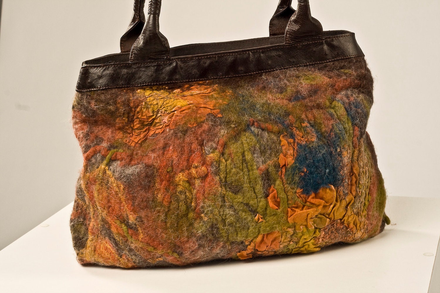 Felt Bag - Wool Hand Bags , Felted Wool Purse,Wet Felted Bags Ostrich Leather Handbag Earth tone