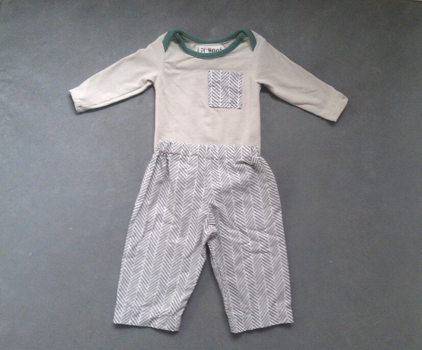Boy outfit in Size 12-18 months. Boys shirt and chevron gray pants set zig zag. --Sale--