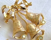 Vintage 1980s GOLD Christmas Bow & Bells Holiday Brooch PIN with RHINESTONES Iridescent Ivory Enamel..Retro Mod Elegant