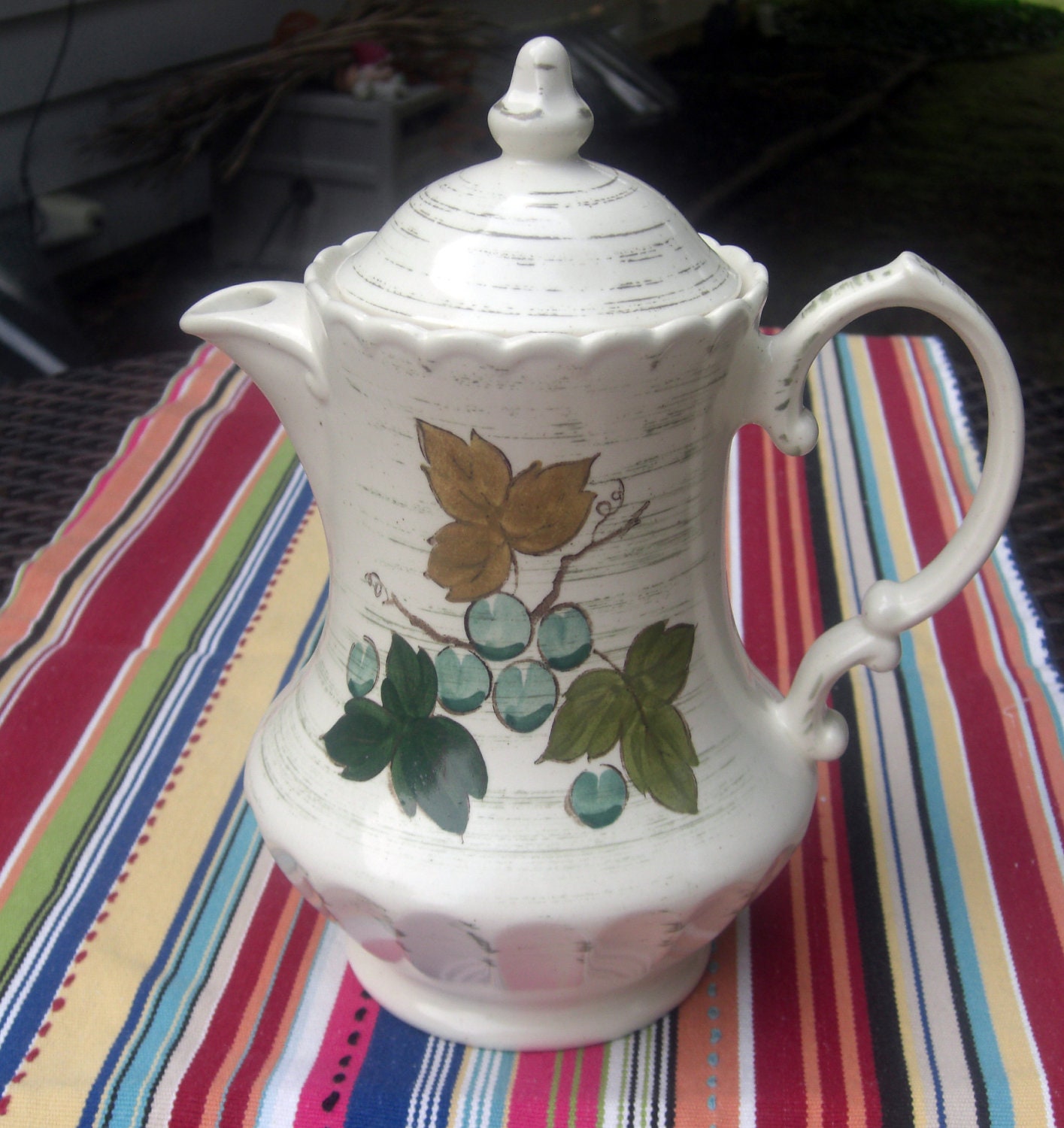 Metlox Vernonware Vineyard Coffee Pot