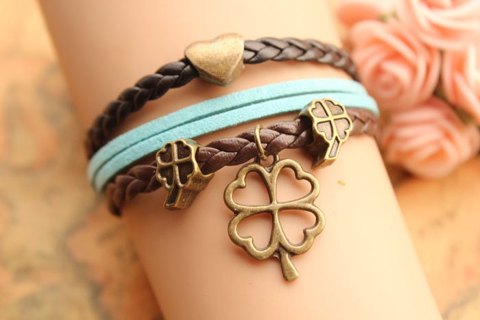 clovers bracelet,retro bronze Four Leaf Clover with love heart bead,brown and black leather braid bracelet---B162