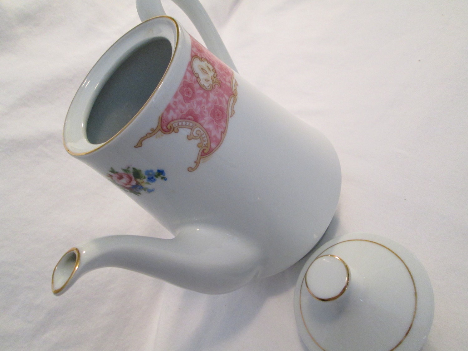 Vintage Remington Red Sea China Spring Garden Coffee Pot w/ Lid