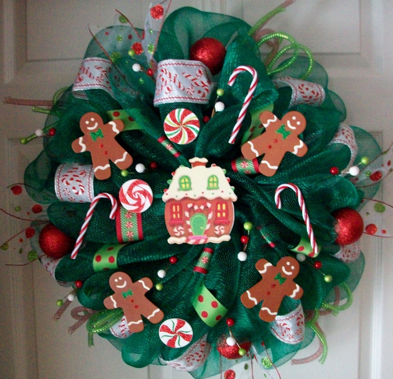 Gingerbread Man Christmas Deco Mesh Wreath