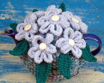 Single Daisy Teapot Cozy. Fits 4-6 Cup Teapot