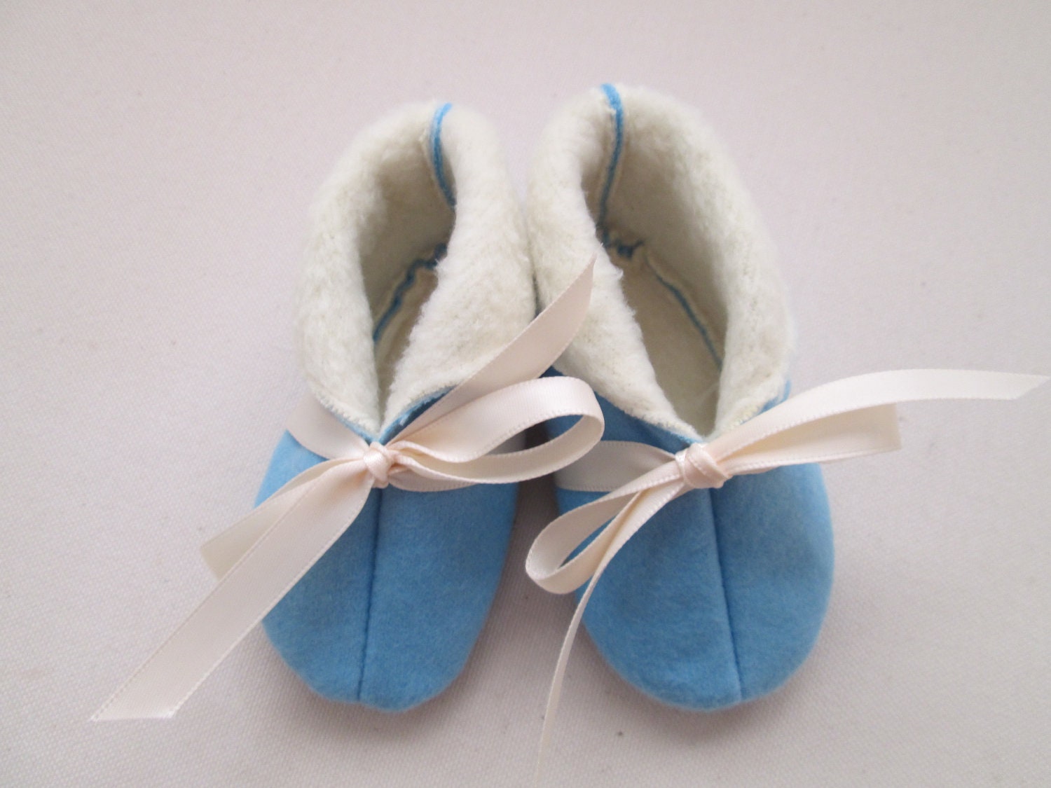 Baby Blue Flannel/Pale Yellow Fleece Lined Booties - 6 to 9 Months - GreenLineKids