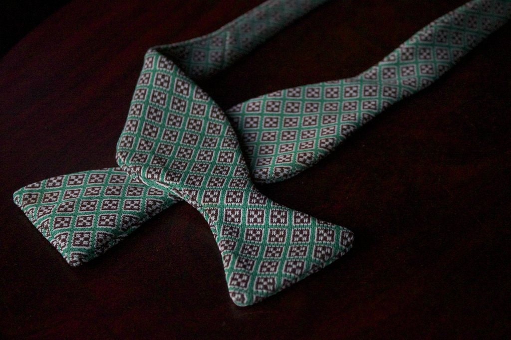 Unique Green Bow Tie