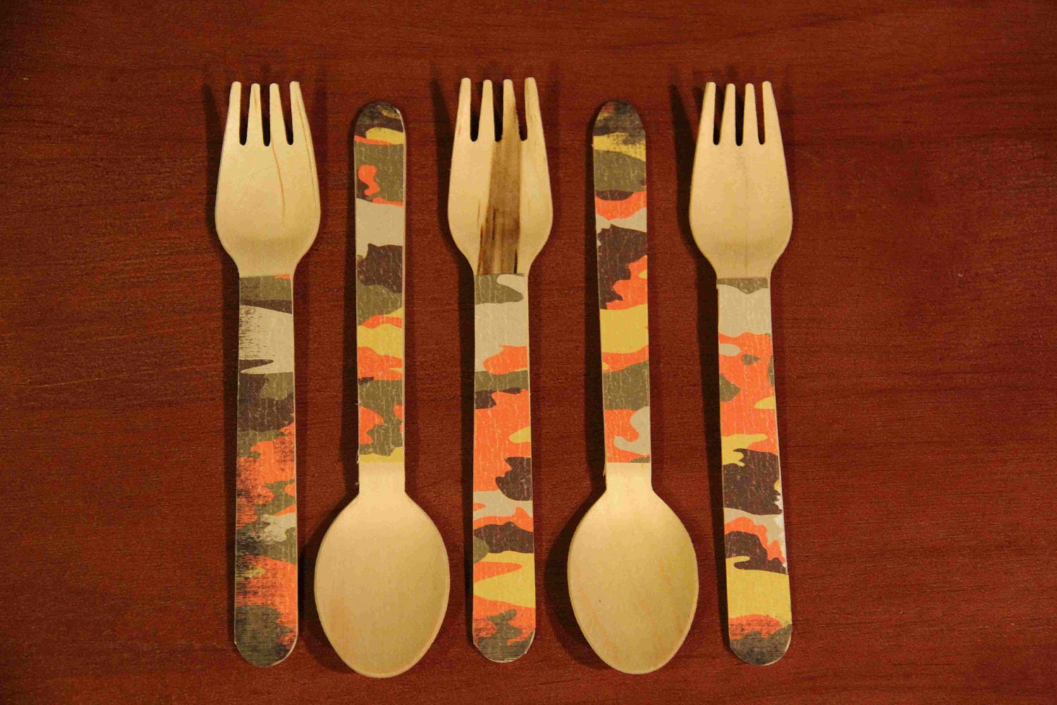 24 Wooden Forks or Spoons- Orange Camo Il_570xn