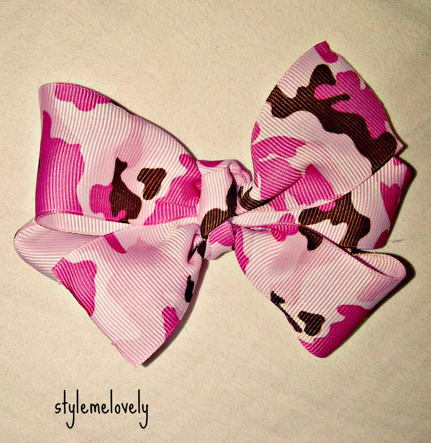 Pink Camo Bow